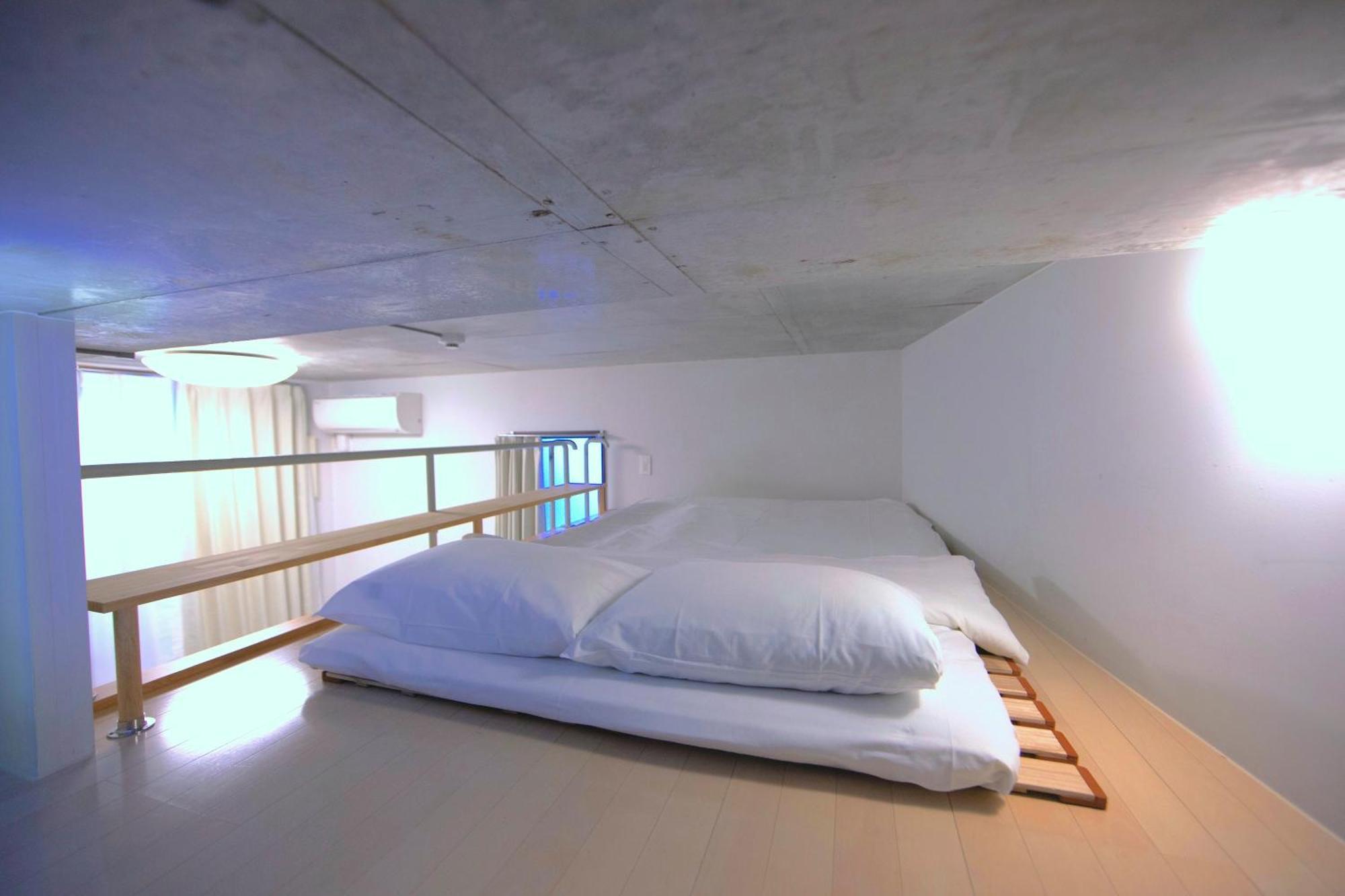 Laffitte Tokyo Apartment Стая снимка